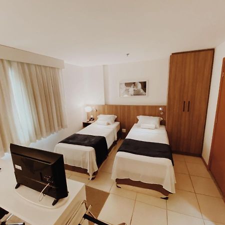 Suite Completa No Centro De Кампус дус Гойтаказиш Екстериор снимка